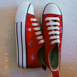 women's/girl's sneakers